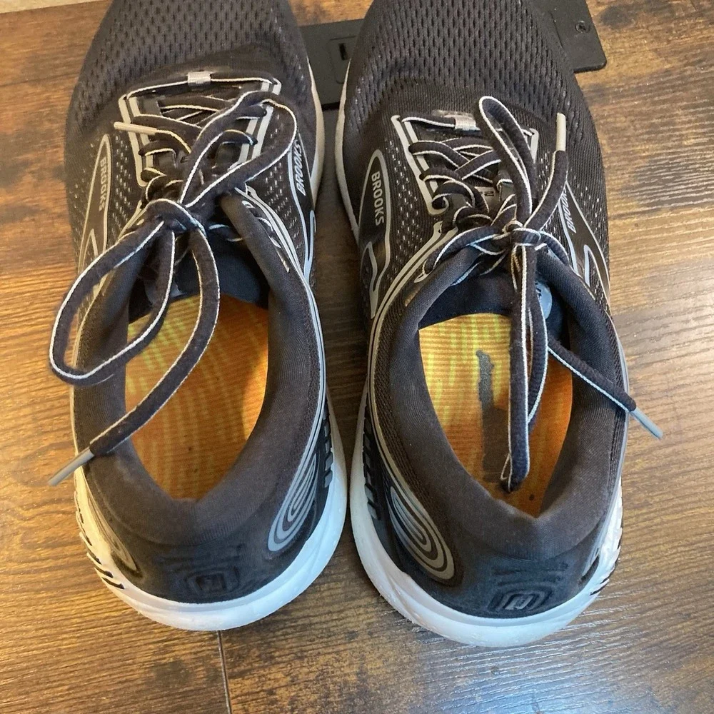 Brooks‎ Ariel GTS 23 Womens 10 B Black Gray Stability Running Shoes Walking